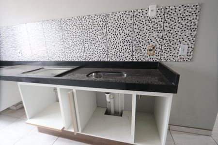 Apartamento para alugar com 49m², 2 quartos e sem vagaCozinha e Área de Serviço