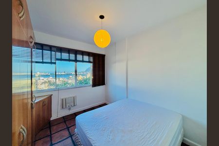 Apartamento para alugar com 56m², 2 quartos e sem vaga