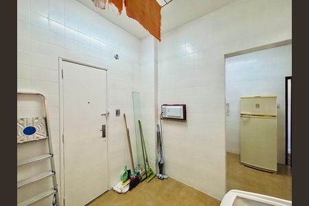 Apartamento para alugar com 56m², 2 quartos e sem vaga