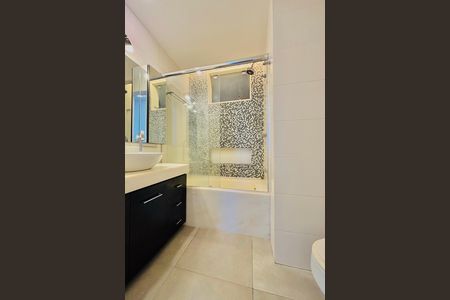 Apartamento para alugar com 56m², 2 quartos e sem vaga