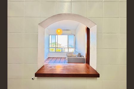 Apartamento para alugar com 56m², 2 quartos e sem vaga