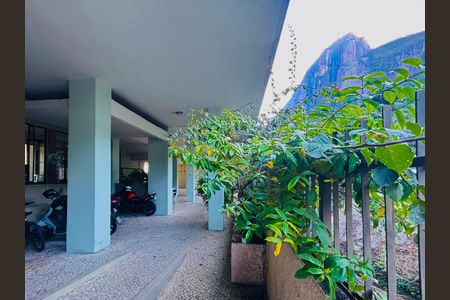 Apartamento para alugar com 56m², 2 quartos e sem vaga