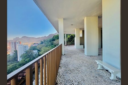 Apartamento para alugar com 56m², 2 quartos e sem vaga