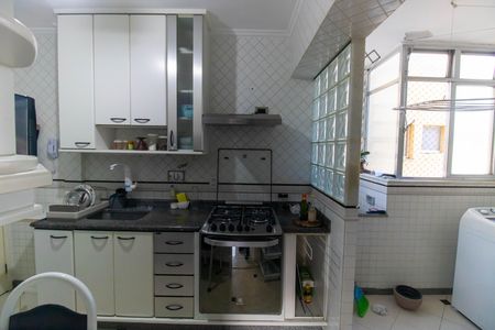 Cozinha e Área de Serviço de apartamento à venda com 2 quartos, 80m² em Santa Rosa, Niterói