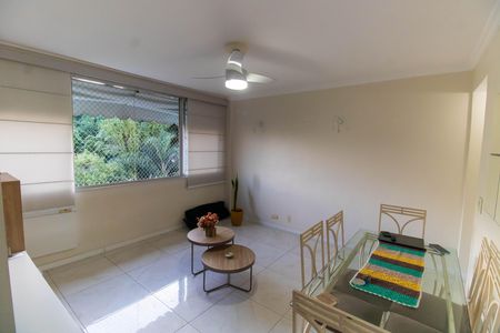 Sala de apartamento à venda com 2 quartos, 80m² em Santa Rosa, Niterói