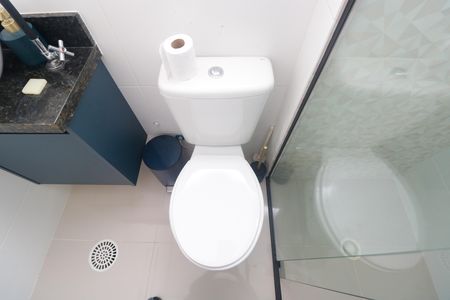 Banheiro de apartamento à venda com 2 quartos, 41m² em Vila Guiomar, Santo André