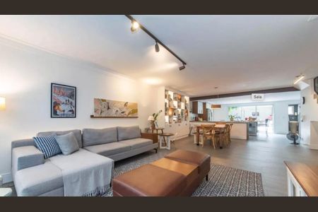 Foto 02 de casa à venda com 4 quartos, 280m² em Brooklin, São Paulo