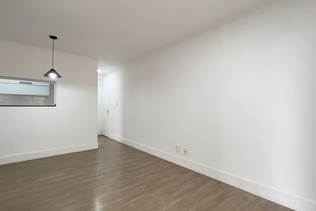 Sala de apartamento para alugar com 3 quartos, 82m² em Jardim Zaira, Guarulhos