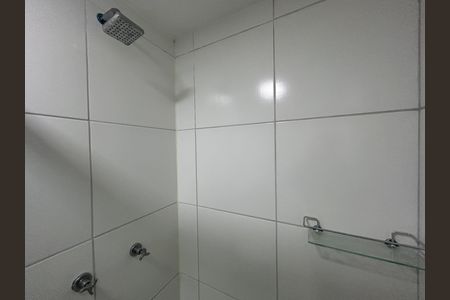 Apartamento para alugar com 51m², 2 quartos e 1 vagaBanheiro social 
