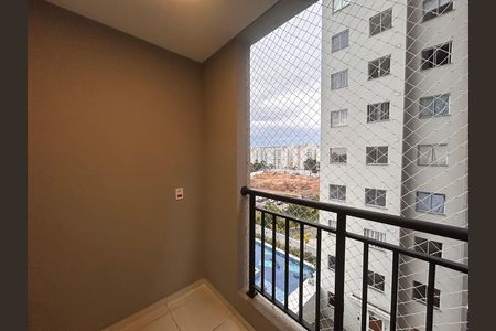 Varanda sala  de apartamento para alugar com 2 quartos, 51m² em Vila Isa, São Paulo