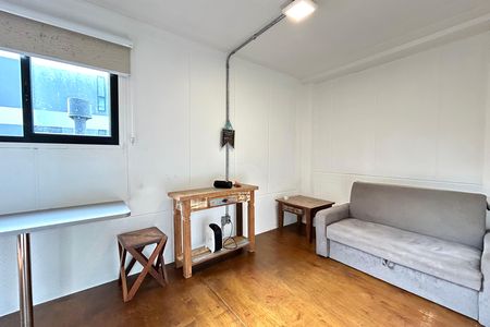 Sala de apartamento para alugar com 1 quarto, 35m² em Lagoa Pequena, Florianópolis