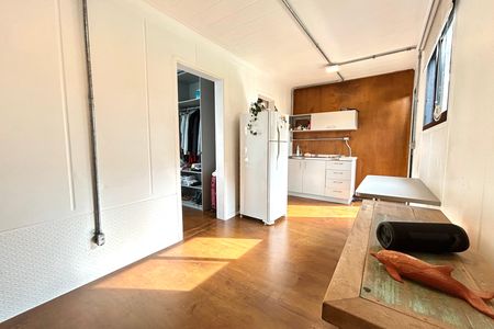 Sala de apartamento para alugar com 1 quarto, 35m² em Lagoa Pequena, Florianópolis
