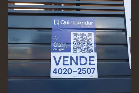Casa à venda com 68m², 2 quartos e 2 vagas