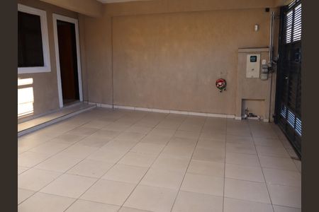 Casa à venda com 68m², 2 quartos e 2 vagasGaragem