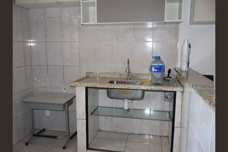 Casa à venda com 68m², 2 quartos e 2 vagasCozinha