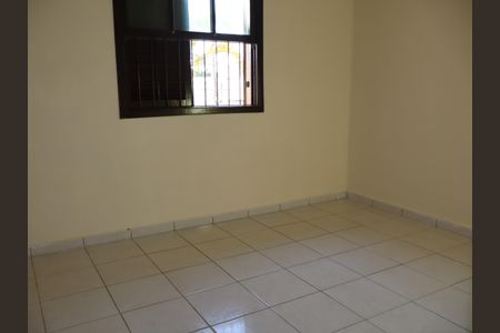 Casa à venda com 68m², 2 quartos e 2 vagasQuarto 2