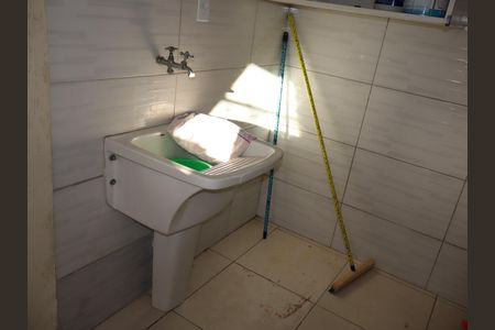 Casa à venda com 68m², 2 quartos e 2 vagasÁrea de Serviço