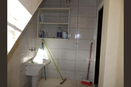 Casa à venda com 68m², 2 quartos e 2 vagasÁrea de Serviço