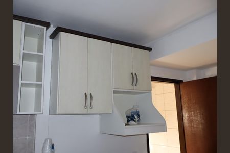 Casa à venda com 68m², 2 quartos e 2 vagasCozinha