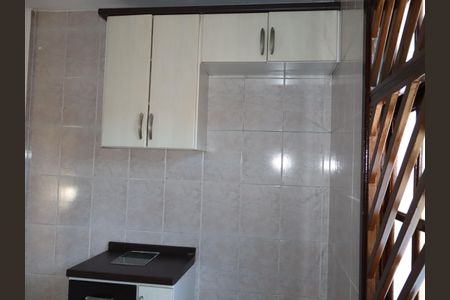 Casa à venda com 68m², 2 quartos e 2 vagasCozinha
