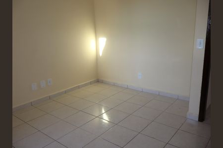 Casa à venda com 68m², 2 quartos e 2 vagasQuarto 2