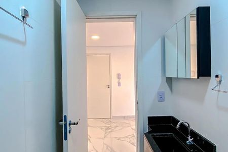 Apartamento à venda com 40m², 2 quartos e 1 vaga Apartamento à venda com 40m², 2 quartos e 1 vagaBanheiro