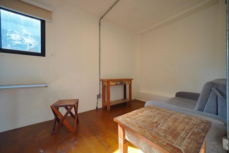 Sala/Cozinha de apartamento para alugar com 1 quarto, 35m² em Lagoa Pequena, Florianópolis