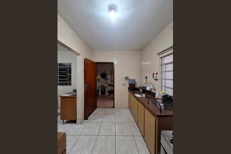 Casa à venda com 195m², 2 quartos e 2 vagas Casa à venda com 195m², 2 quartos e 2 vagasCozinha
