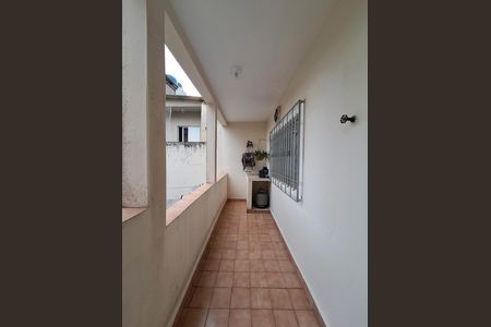 Casa à venda com 195m², 2 quartos e 2 vagas