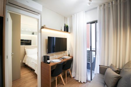 Sala de apartamento para alugar com 1 quarto, 24m² em Vila Nova Conceição, São Paulo