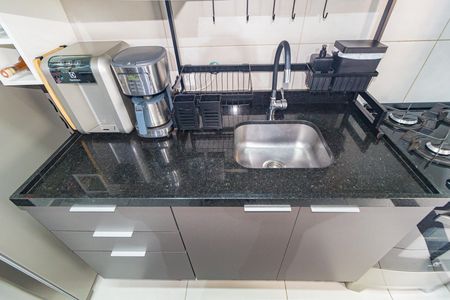 Apartamento à venda com 57m², 2 quartos e 1 vaga Apartamento à venda com 57m², 2 quartos e 1 vagaDetalhe - Cozinha