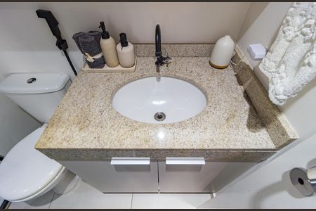 Apartamento à venda com 57m², 2 quartos e 1 vaga Apartamento à venda com 57m², 2 quartos e 1 vagaBanheiro - Suíte