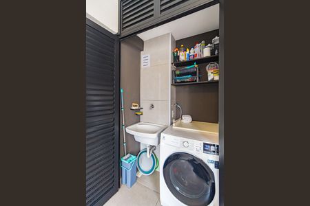 Apartamento à venda com 57m², 2 quartos e 1 vaga Apartamento à venda com 57m², 2 quartos e 1 vagaÁrea de Serviço