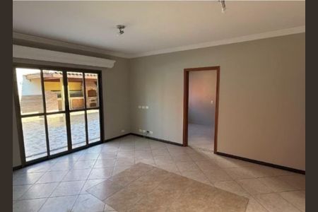 Casa de condomínio à venda com 293m², 3 quartos e 4 vagas Casa de condomínio à venda com 293m², 3 quartos e 4 vagasQuarto 3