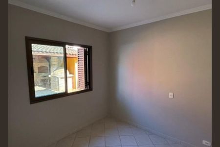 Casa de condomínio à venda com 293m², 3 quartos e 4 vagas Casa de condomínio à venda com 293m², 3 quartos e 4 vagasQuarto