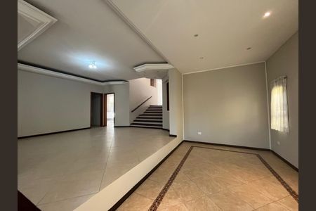 Casa de condomínio à venda com 293m², 3 quartos e 4 vagas Casa de condomínio à venda com 293m², 3 quartos e 4 vagasSala