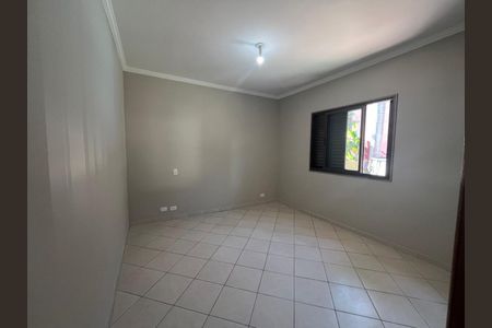 Casa de condomínio à venda com 293m², 3 quartos e 4 vagas Casa de condomínio à venda com 293m², 3 quartos e 4 vagasQuarto 2