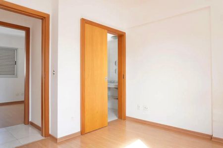 Quarto de apartamento para alugar com 3 quartos, 98m² em Serra, Belo Horizonte
