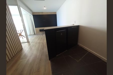 Cozinha de apartamento para alugar com 1 quarto, 55m² em Barra da Tijuca, Rio de Janeiro