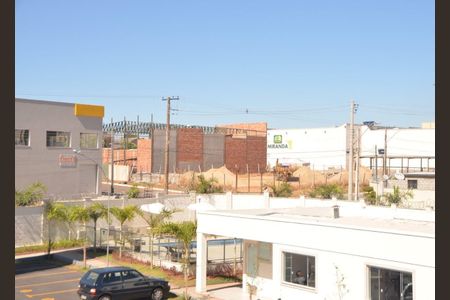 Vista de apartamento à venda com 2 quartos, 59m² em Residencial Canada, Goiânia