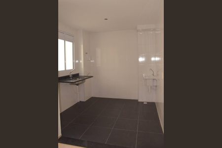 Cozinha de apartamento à venda com 2 quartos, 59m² em Residencial Canada, Goiânia
