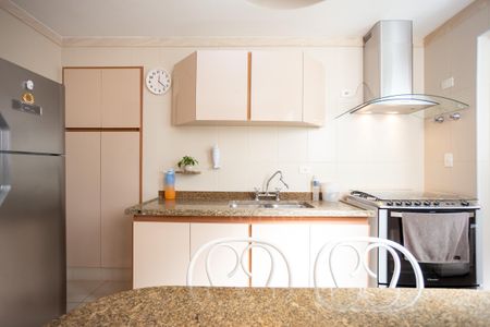 Apartamento à venda com 150m², 4 quartos e 2 vagasCozinha