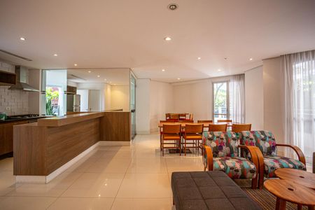 Apartamento à venda com 150m², 4 quartos e 2 vagasÁrea comum - Salão de festas