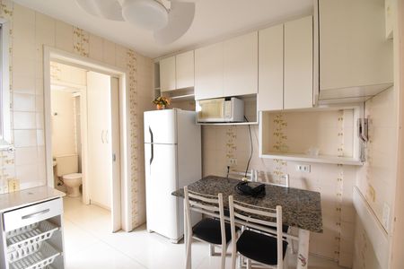 Apartamento para alugar com 64m², 2 quartos e 1 vagaCozinha