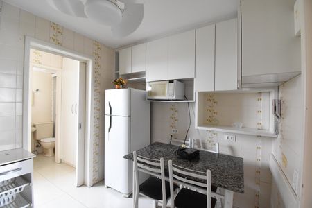 Apartamento para alugar com 64m², 2 quartos e 1 vagaCozinha