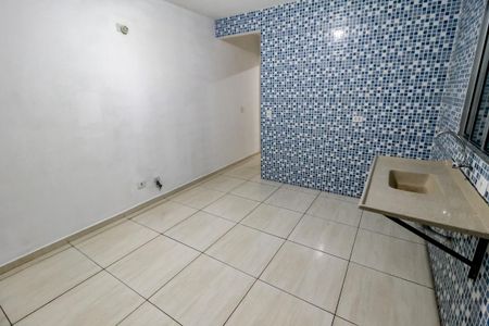 Cozinha de casa para alugar com 1 quarto, 30m² em Jardim Record, Taboão da Serra