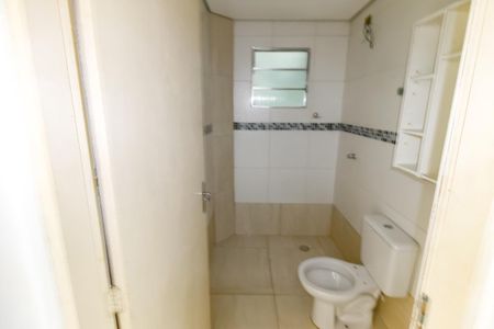 Banheiro de casa para alugar com 1 quarto, 30m² em Jardim Record, Taboão da Serra
