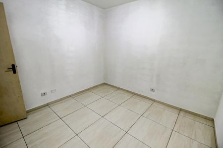 Quarto de casa para alugar com 1 quarto, 30m² em Jardim Record, Taboão da Serra