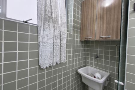 Apartamento para alugar com 117m², 2 quartos e 1 vagaÁrea de Serviço