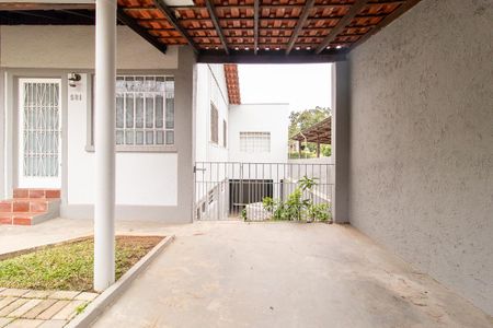 Casa à venda com 175m², 3 quartos e 2 vagas Casa à venda com 175m², 3 quartos e 2 vagasGaragem